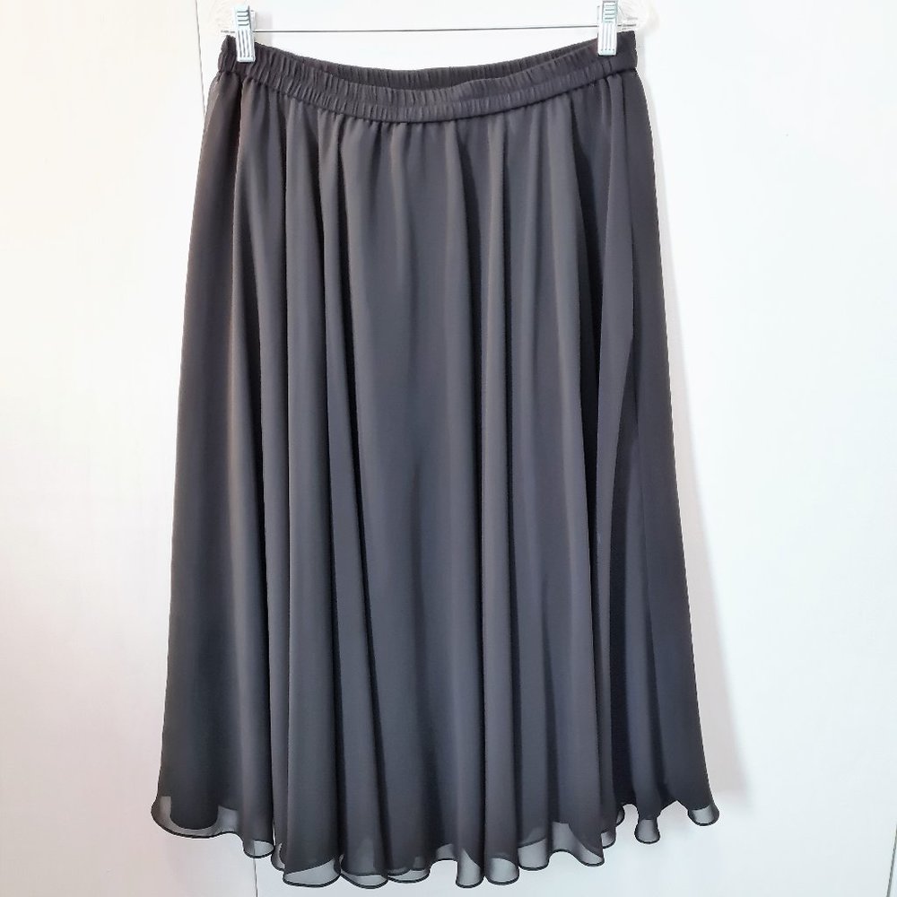 Adriana Papell Brand  Black Special Occasion Fluted 2-Tier Skirt Size 1X